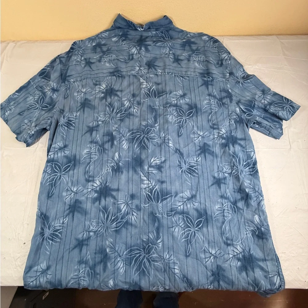 Tropical Blue Floral Men's Shirt‎